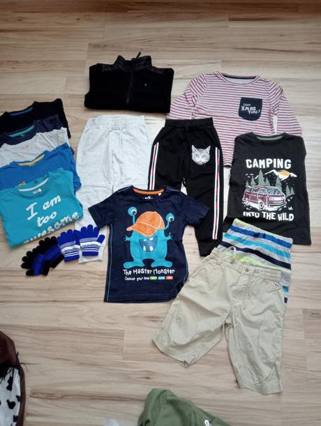 Balík oblečenia + kostým kovboj, 104–116