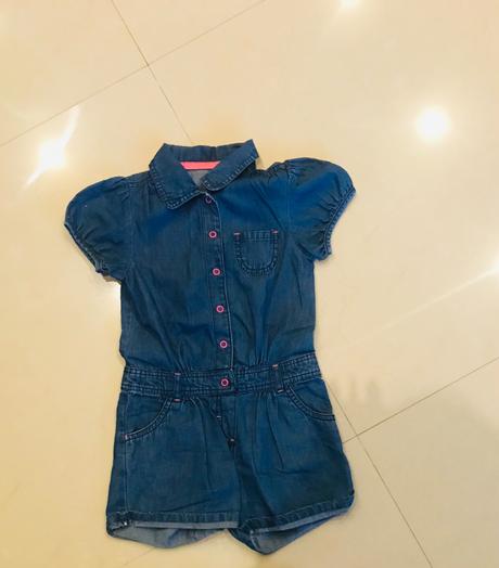 Nohavicový overal, 98