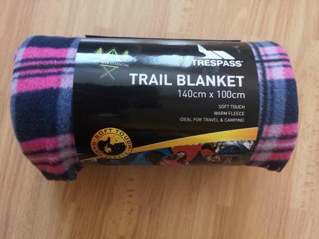 Trespass deka na spanie, kempovanie a turistiku, 