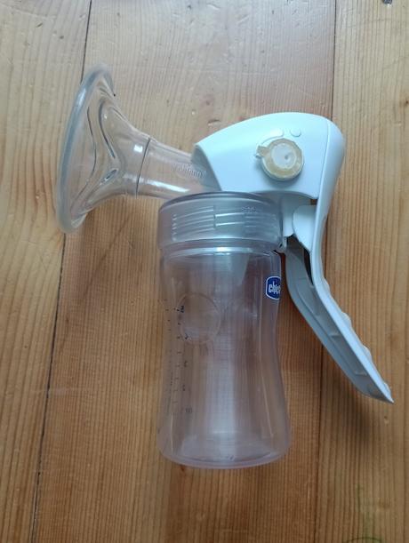 Odsávačka na mlieko,