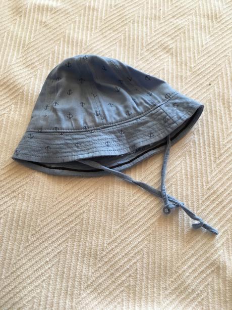 Klobucik benetton, benetton,74