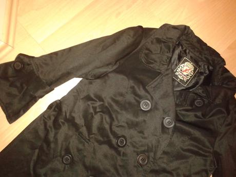 Cierny trenckot s opaskom, xl