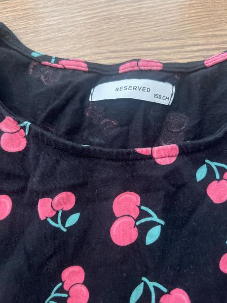 Šaty s čerešničkami, reserved,158