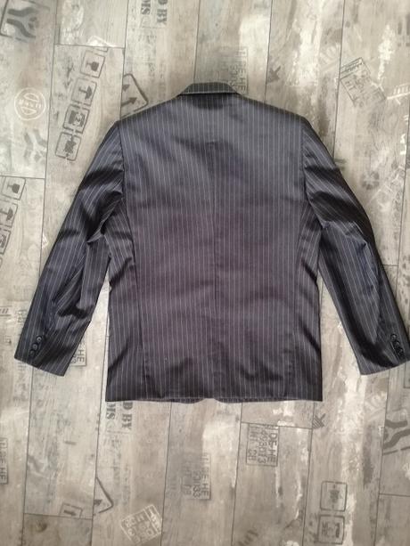 Oblek veľkosť 52, 52