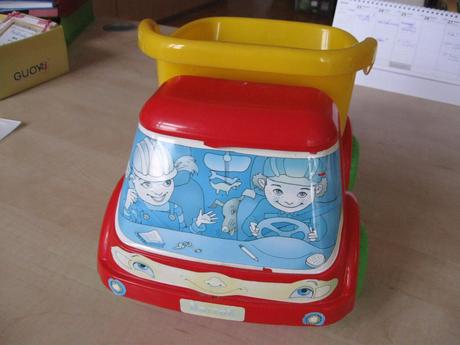 Väčšie nákladné autíčko, 