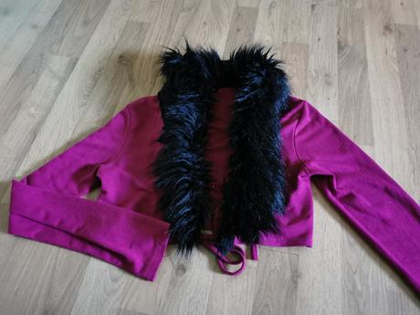 Dámske bolerko s kozusinkou, 