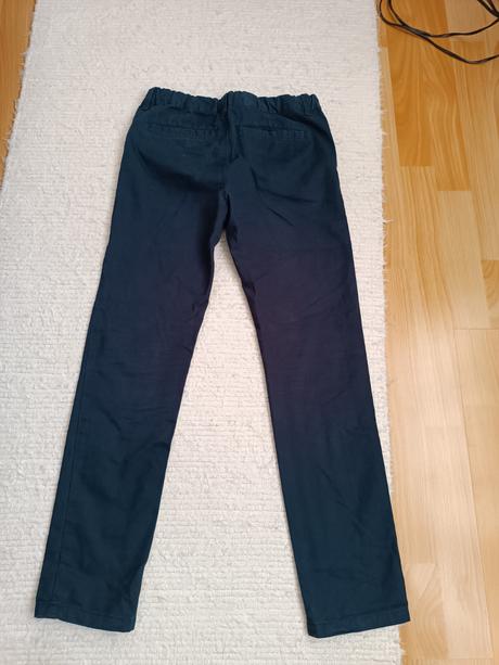 Nohavice 140-146, 140