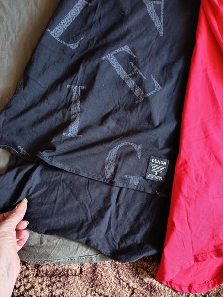 3x šaty alebo top, s