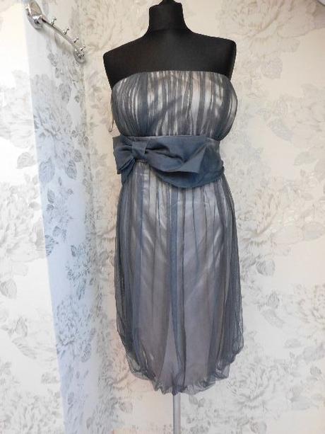 Luxusne slavnostne saty, 44