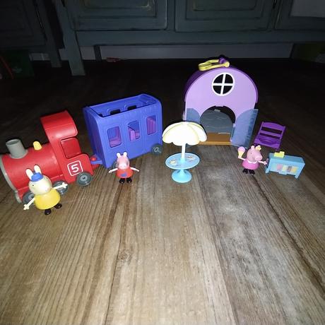 Peppa pig zmrzlináreň ( vláčik predaný), 