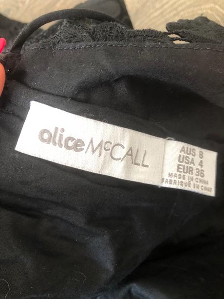 Luxusne šaty v.s menšie m, s