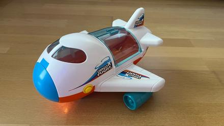 Nákladné lietadlo so svetelným a zvukovým efektom, 