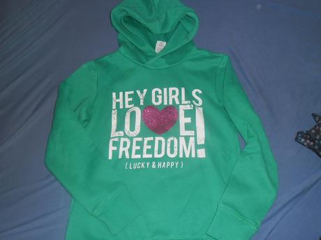 Chutná mikinka, c&a,134