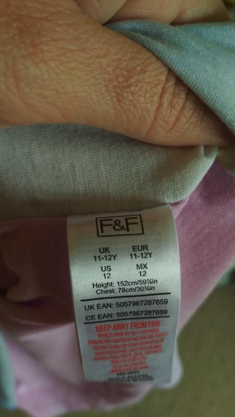 Len opraté tričko, f&f,152