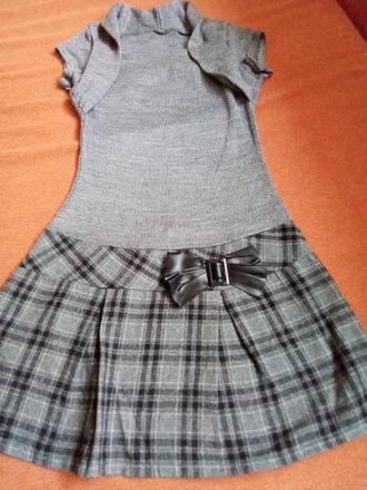 Šaty na jar/jesen, 146