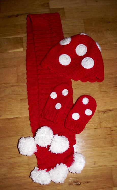 Súprava čiapka, rukavice, šál hand made, 92