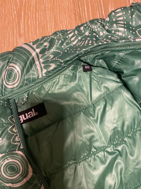 Prechodná prešívaná bunda, desigual,40