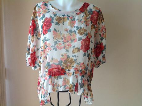 Kvetovaný top influence /50, 40