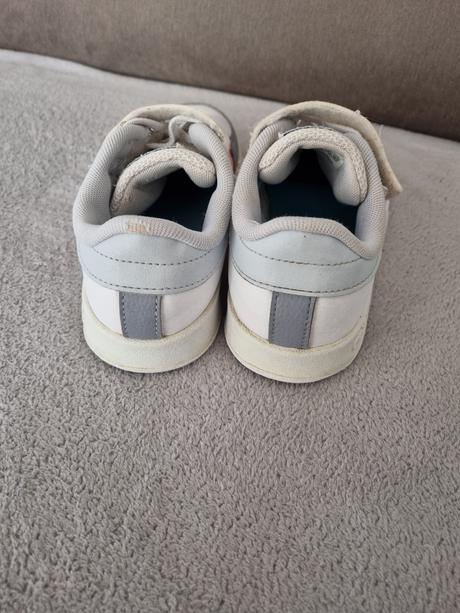 Predám tenisky, adidas,31