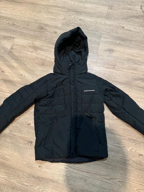 Lyžiarska bunda peak performance, 140