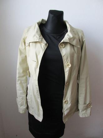 Jesenný plášť, m