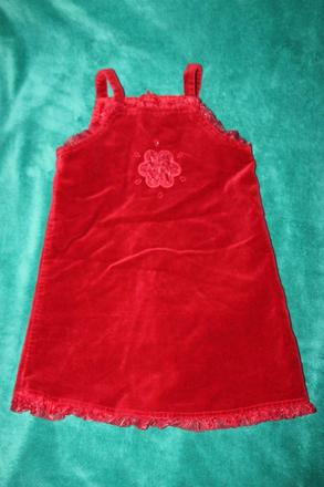 Vianocne zamatove saty, 98