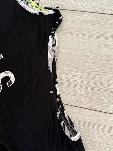 Zaujímavé tričko adidas, adidas,s