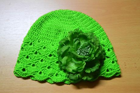 Háčkovaná čiapočka s kvetom, 50 - 158