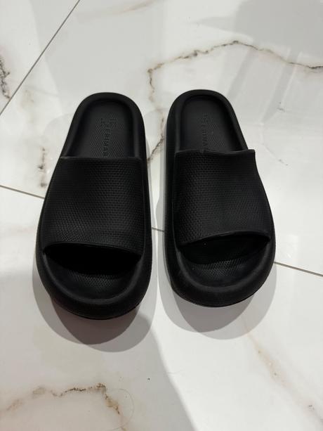 Čierne šľapky 40, primark,40