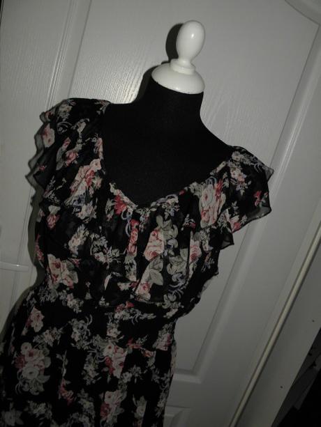 Šatičky, new look,42