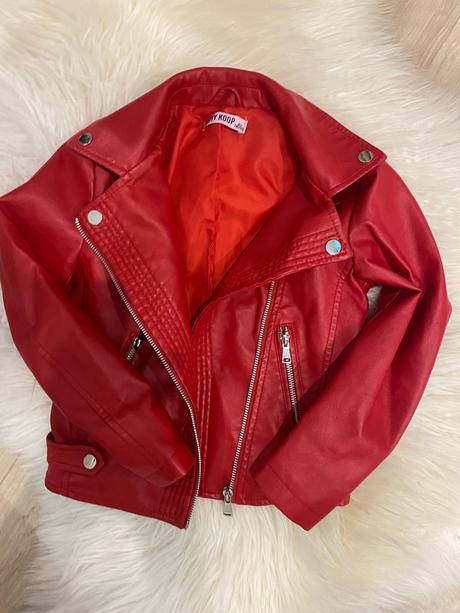 Cervena koženka, 116