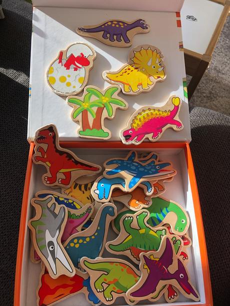 Magneticky dinosaury viga, 