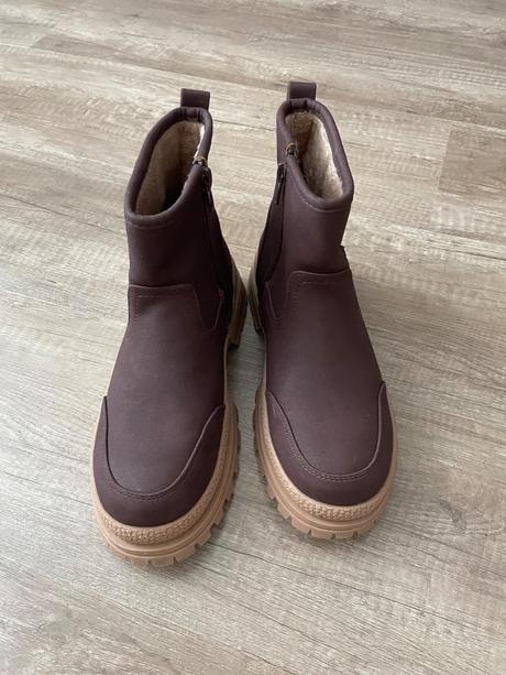 Čižmy reserved, reserved,35