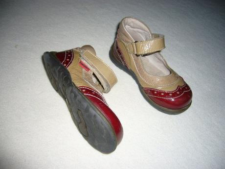 Kozene sandalky, kickers,23