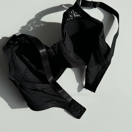 Jemne vystužená podprsenka s kosticami 8125, 85d