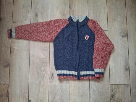 Svetrík so zipsom velkost 134, 134