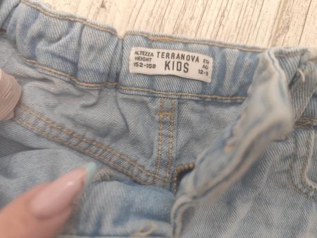 Sortky s posuvnym pasom s cipkou, terranova,158