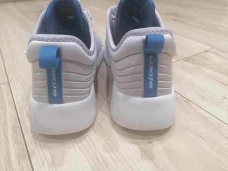 Tenisky s kempchers, skechers,36