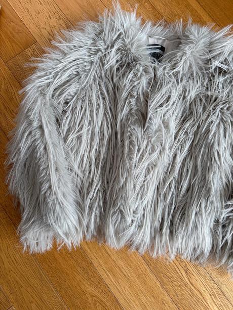 Zara kozuch c. d, zara,s