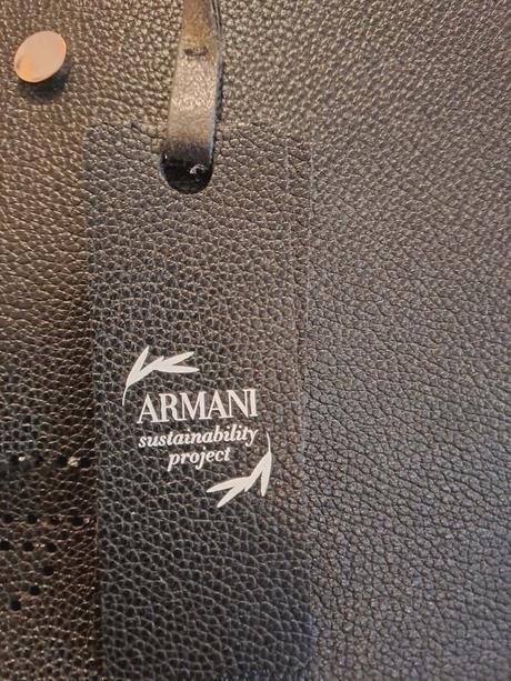 Armani taška, armani