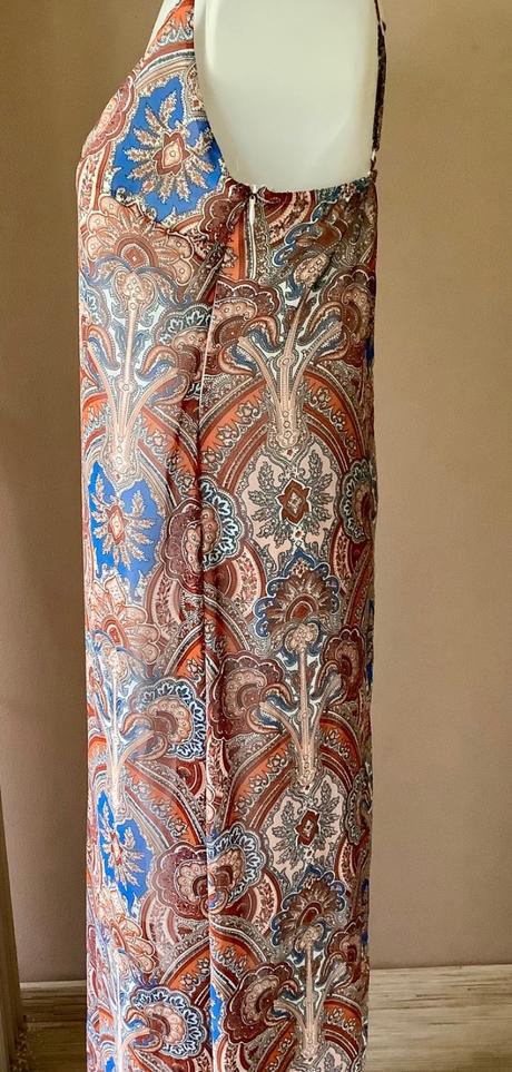 Krasne šaty, select,40