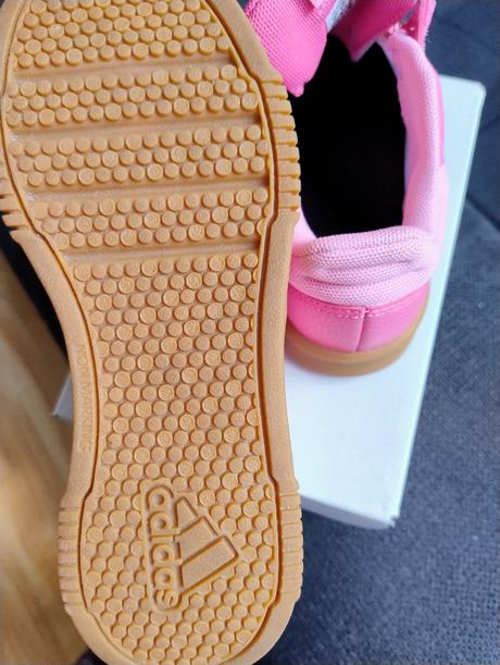 Tenisky veľ. 33 1/2, adidas,33