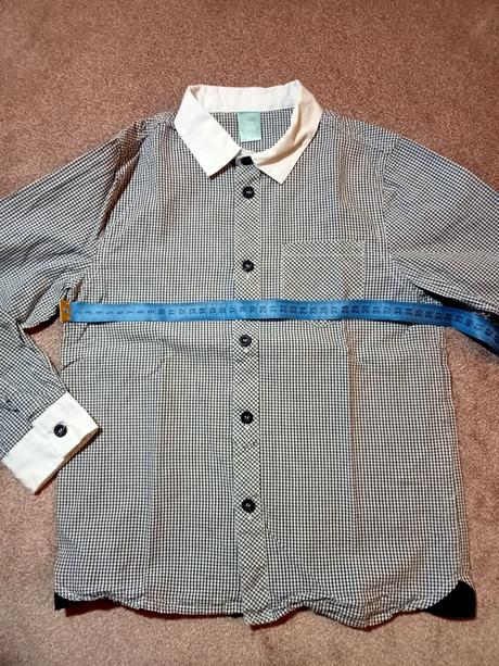 Krásna károv. košeľa s okras. zápat. na lakťoch, 134