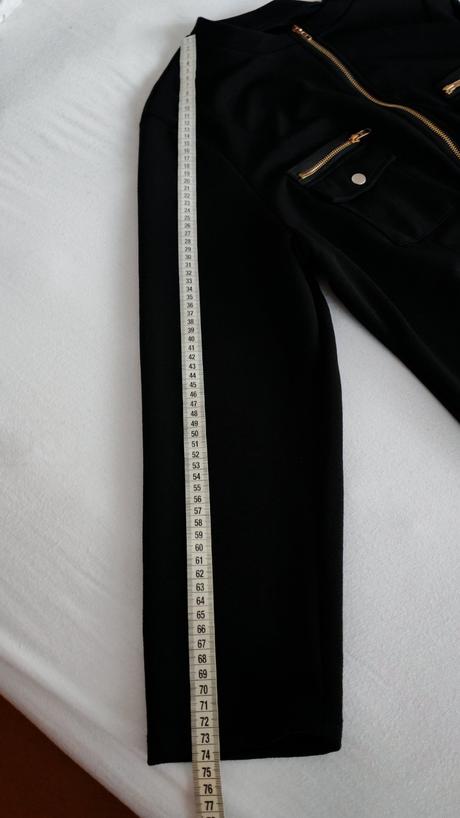 Šaty s dlhým rukávom, 46