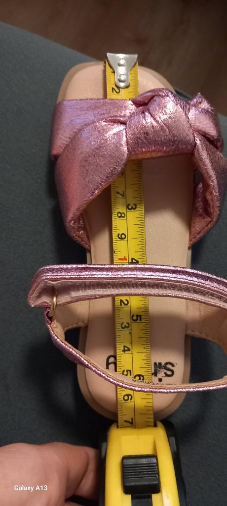 Sandale 25, sinsay,25