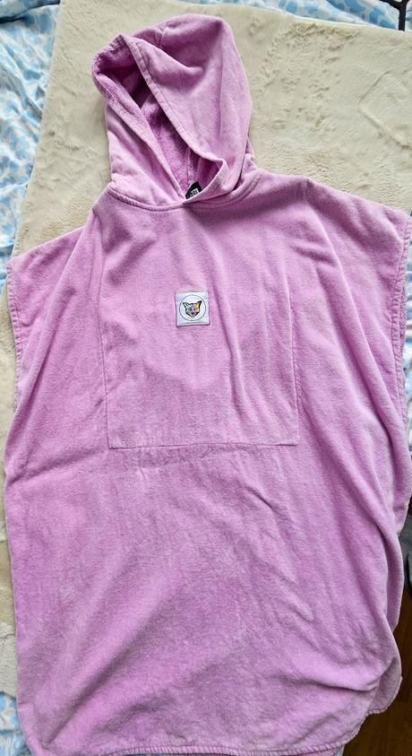 Damsky plazovy zupan s kapucnou zn. pari, l/xl, l