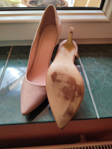 Krémové poltopánky, 40