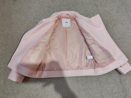 Koženka, sinsay,116