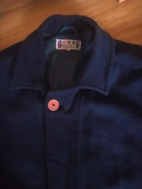 Teplá kvalitná bunda veľ.m + darček, m