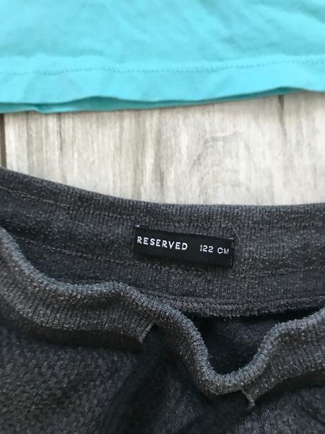 Teplaky a tricko, reserved,122